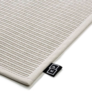Alfombra Hydro fibra sintética
